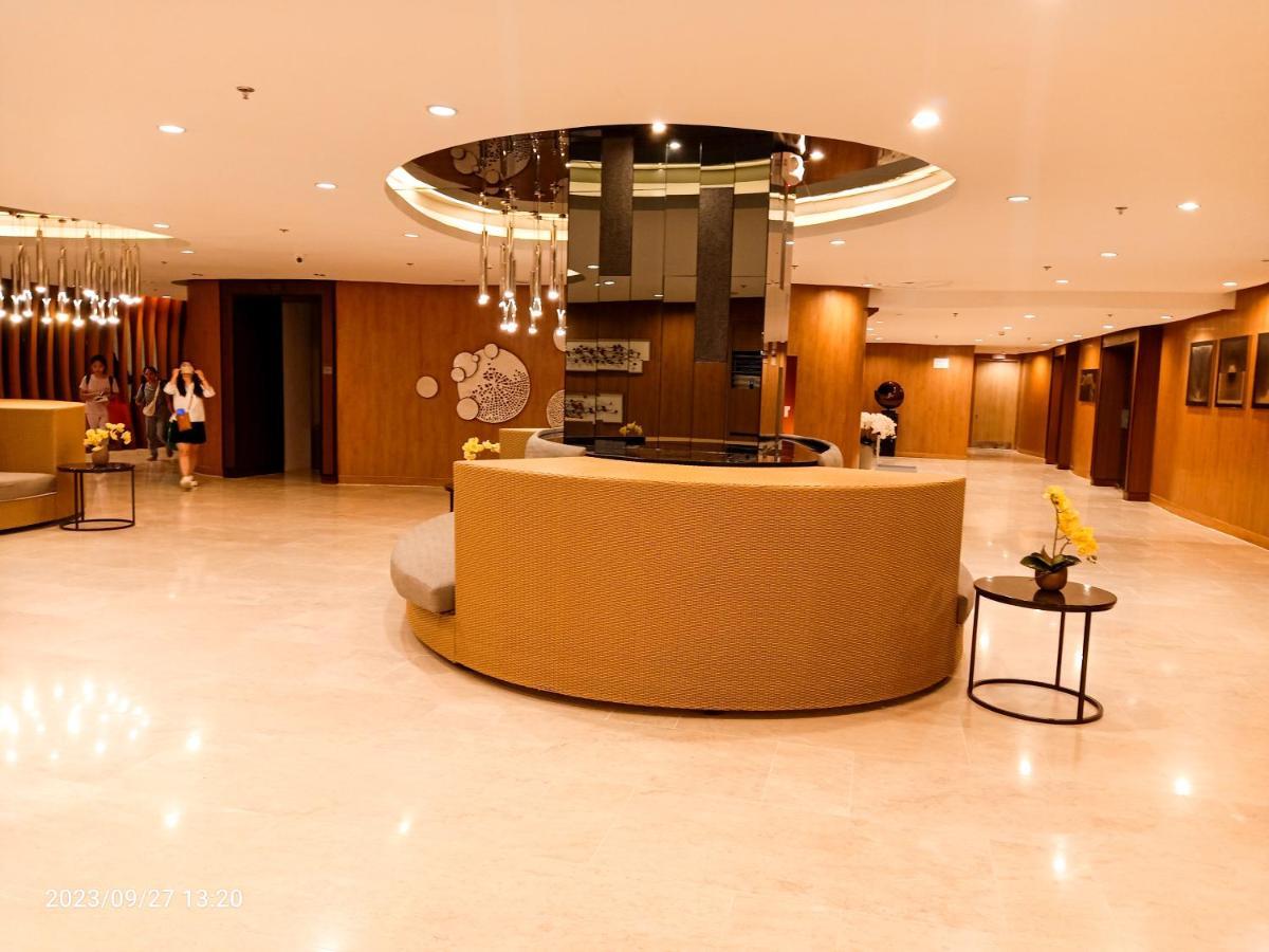 Shore 2 Residences 1Br Deluxe Room In Moa Complex مانيلا المظهر الخارجي الصورة
