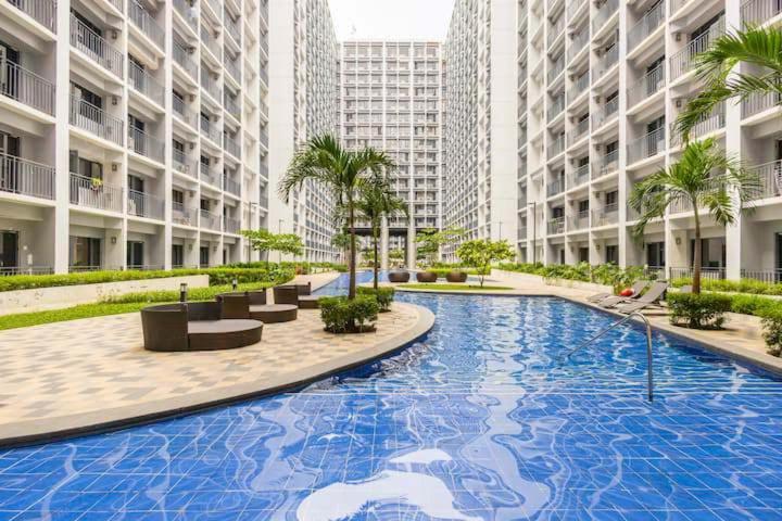 Shore 2 Residences 1Br Deluxe Room In Moa Complex مانيلا المظهر الخارجي الصورة