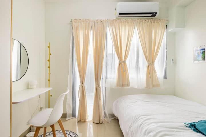 Shore 2 Residences 1Br Deluxe Room In Moa Complex مانيلا المظهر الخارجي الصورة