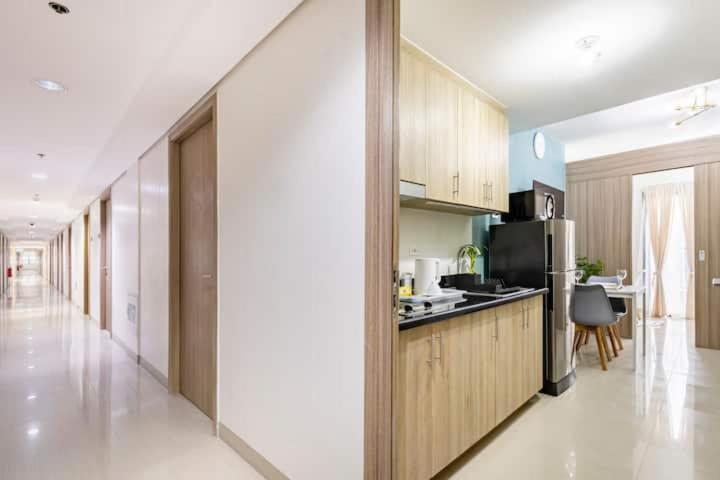 Shore 2 Residences 1Br Deluxe Room In Moa Complex مانيلا المظهر الخارجي الصورة